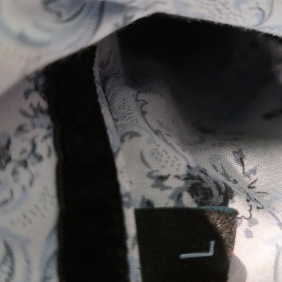 7 Diamonds Button Down Size Large - Picture 4 of 5